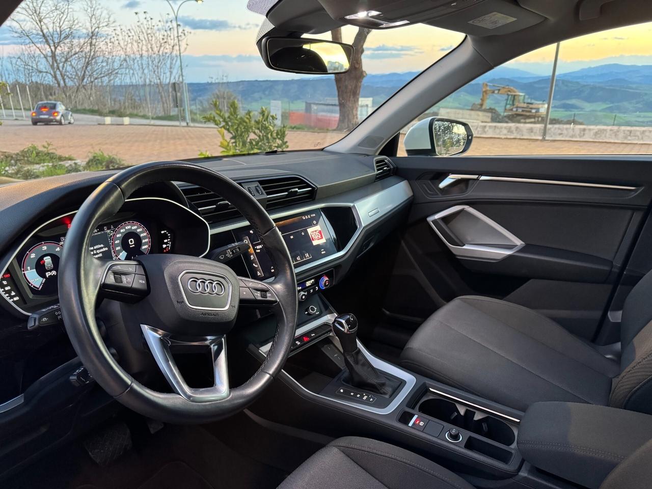 Audi Q3 35 TDI S tronic 150cv 2023