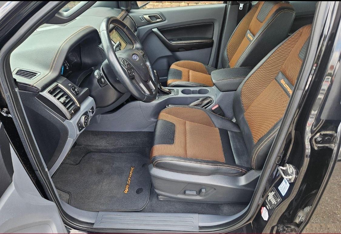 Ford Ranger 3.2 TDCi aut. DC Wildtrak 5 posti * Nero Met