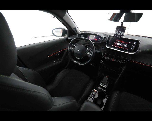 PEUGEOT 2008 PureTech 130 S&S EAT8 GT Pack