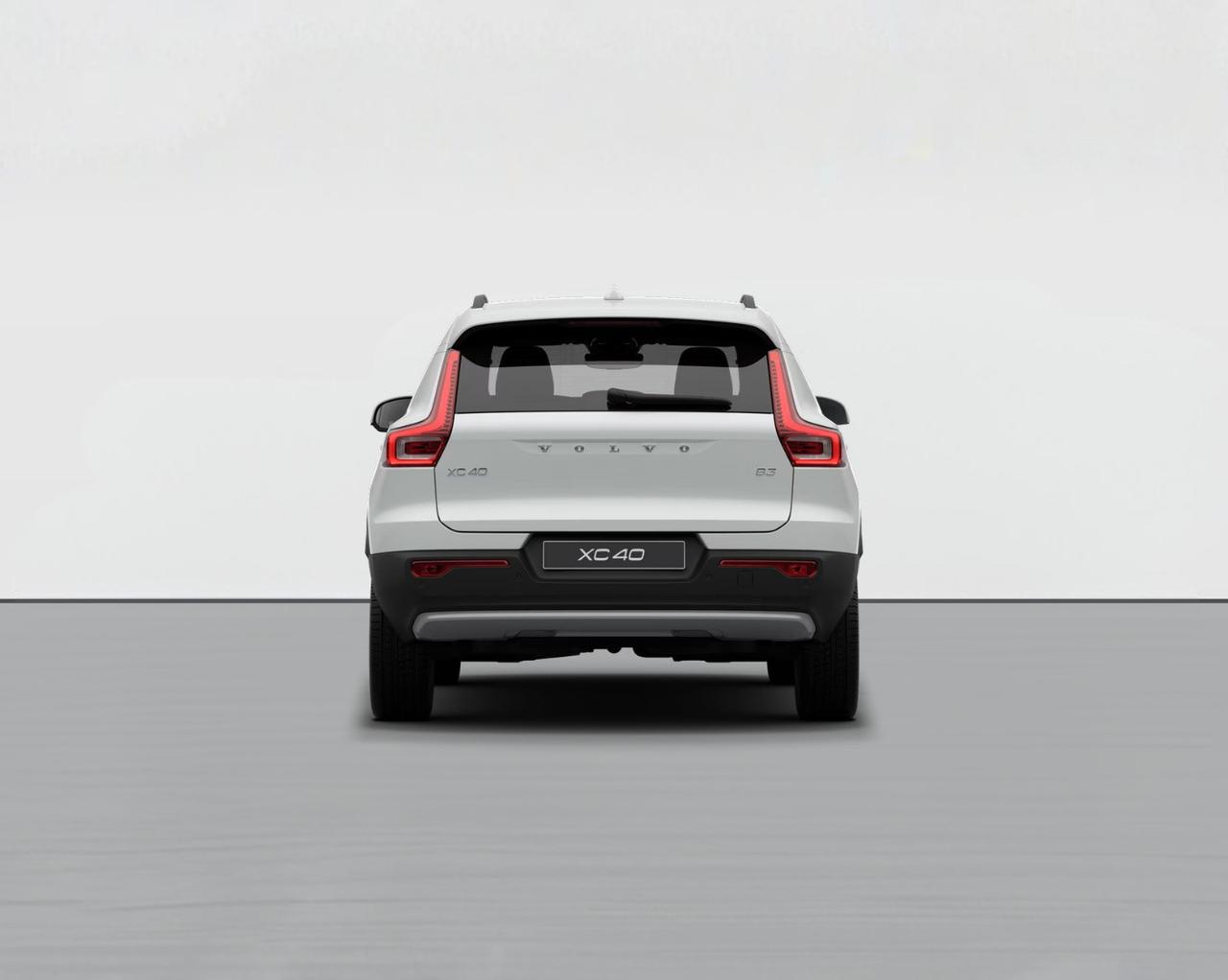 VOLVO XC40 CORE B3 AUTO PREZZO PROMO FINO A FINE MESE