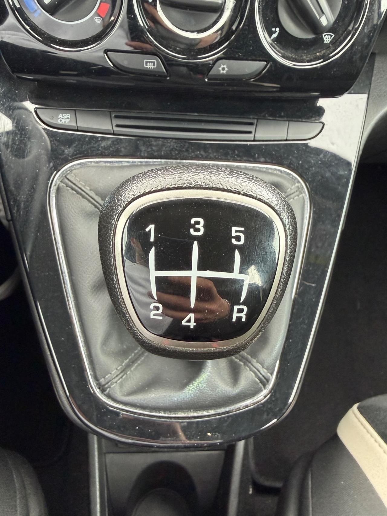 Lancia Ypsilon 1.2 69 CV 5 porte Platinum