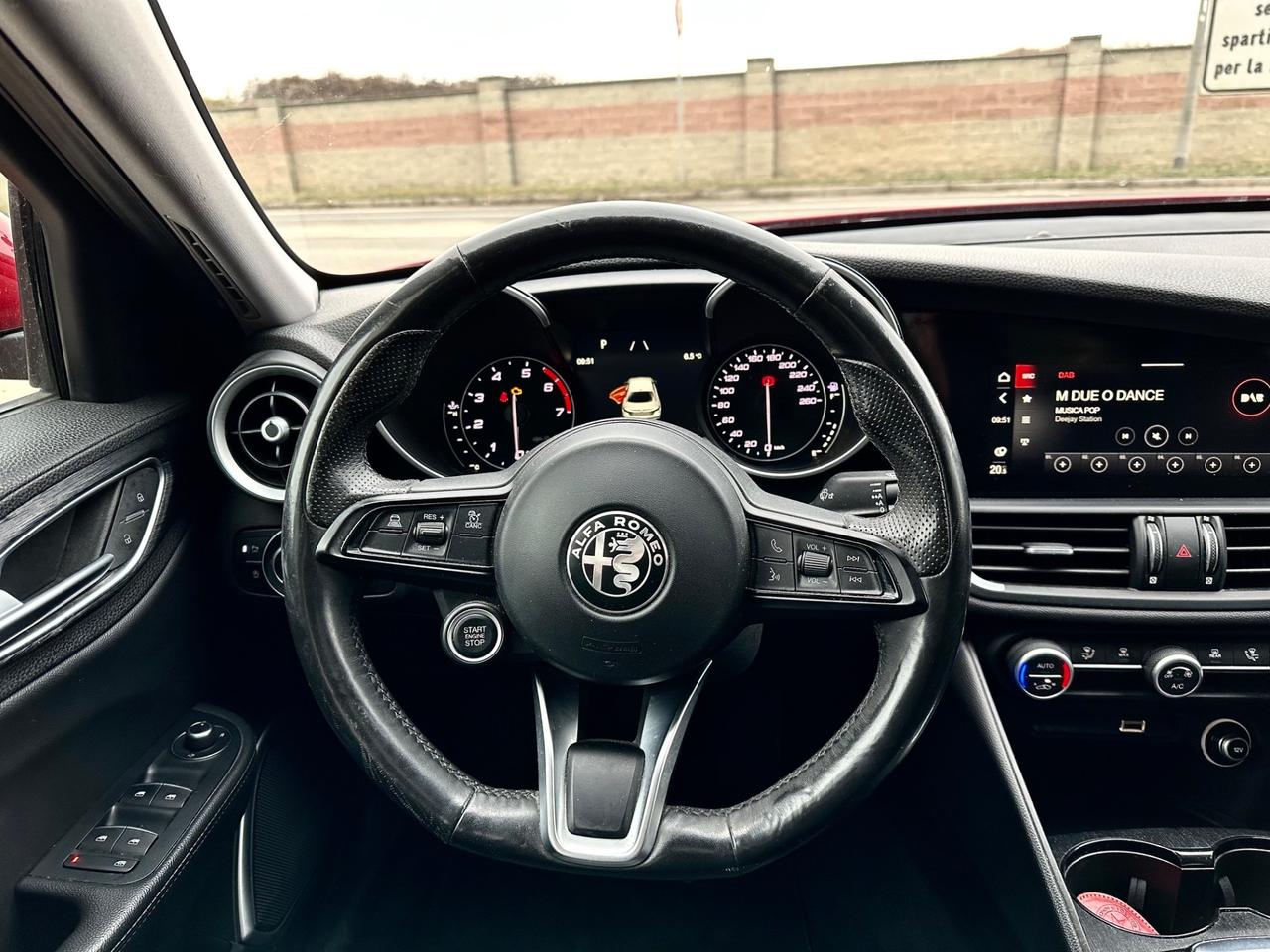Alfa Romeo Giulia 2.0 Turbo 200 CV AT8 Executive