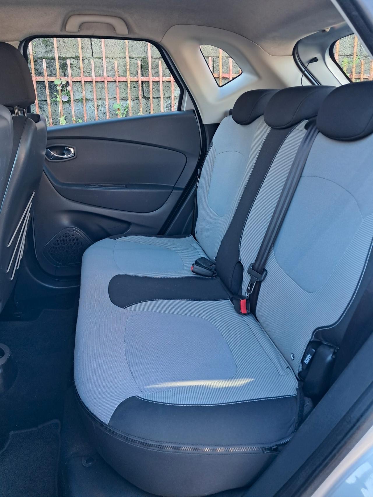 Renault Captur 1.5 dCi 90 CV