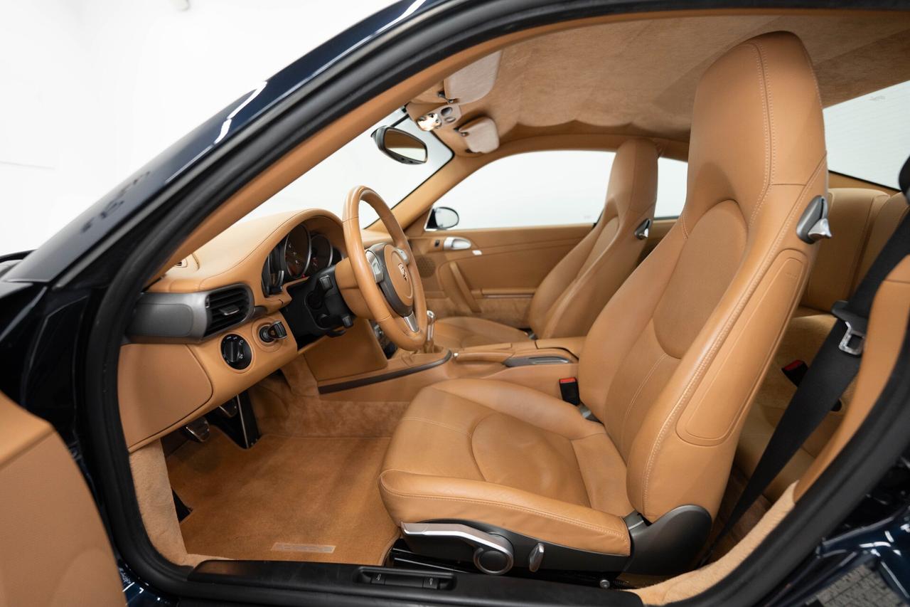 Porsche 911 Carrera Coupé