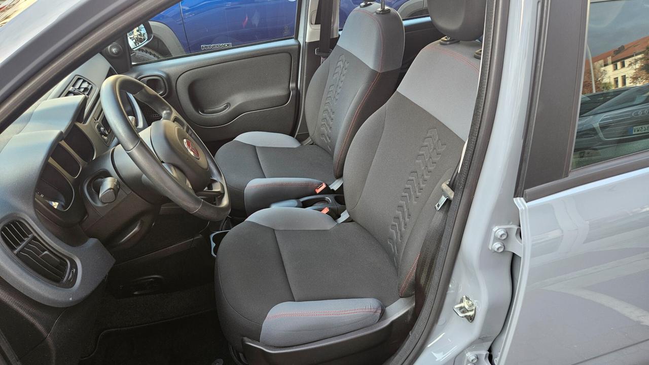 Fiat Panda 1.2 Easy 69cv 5 POSTI 51.000 KM!!!