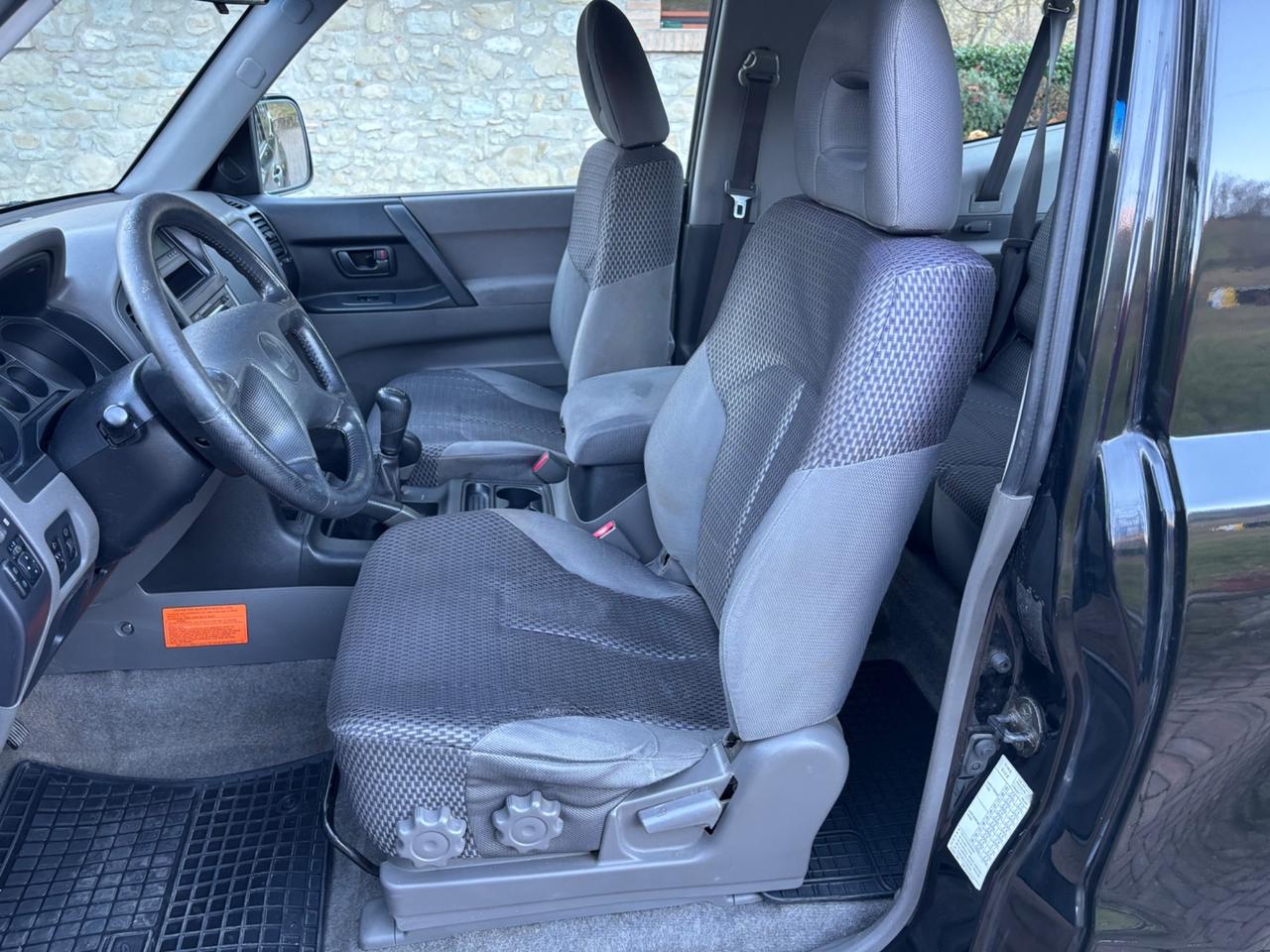 Mitsubishi Pajero 2.5 TDI 3p. GLX