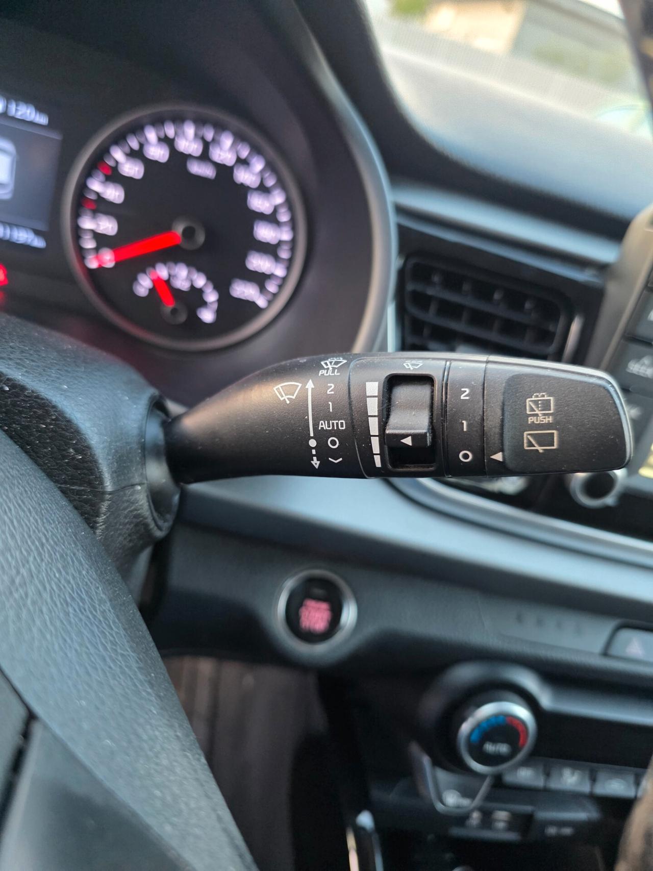 Kia Rio 1.4 CRDi 90CV garantita 12 mesi