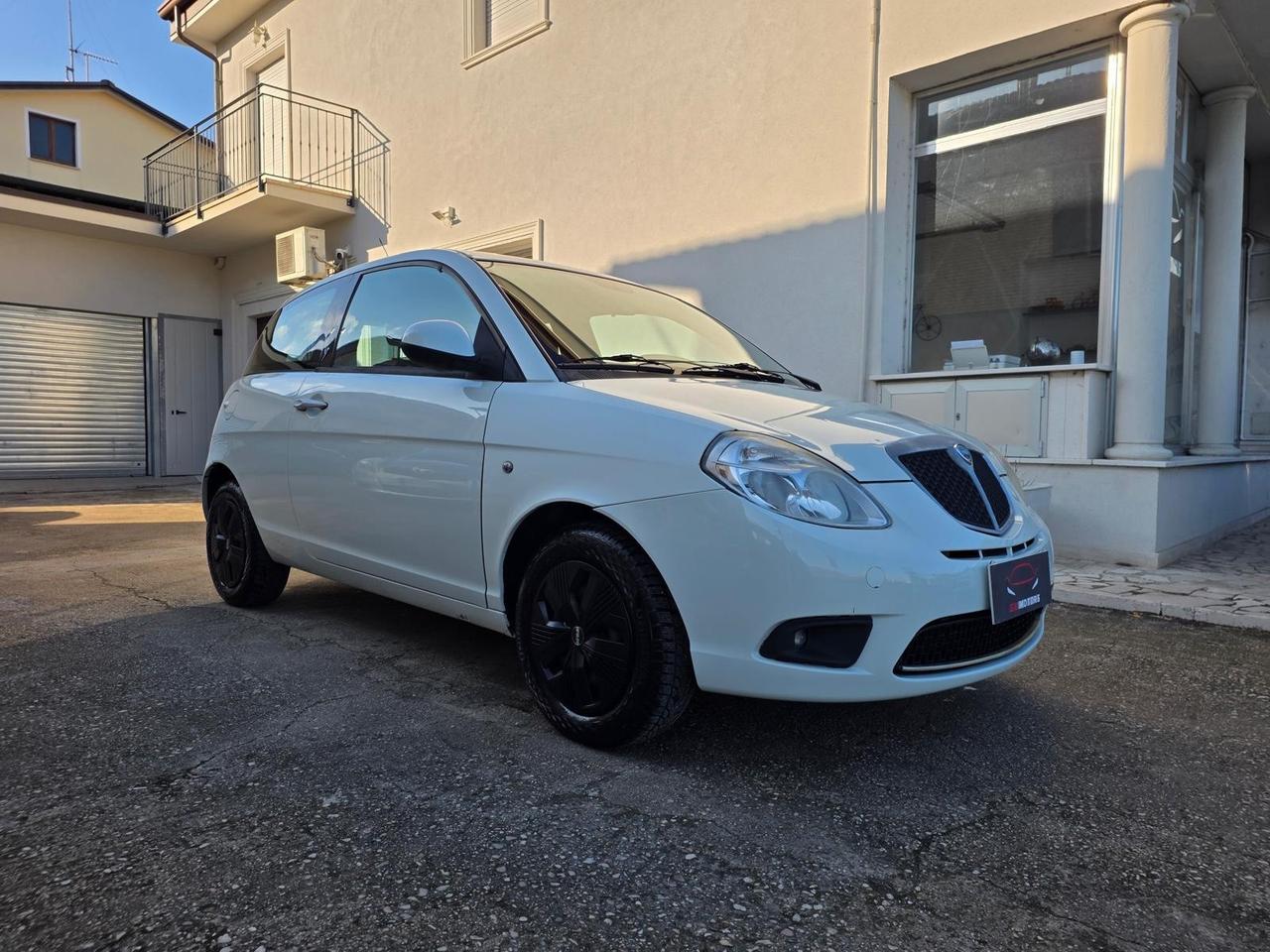 Lancia Ypsilon 1.2 Benzina