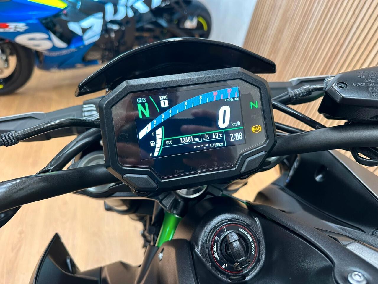 KAWASAKI Z900 Z 900 2024 13.000KM DA 119€ AL MESE
