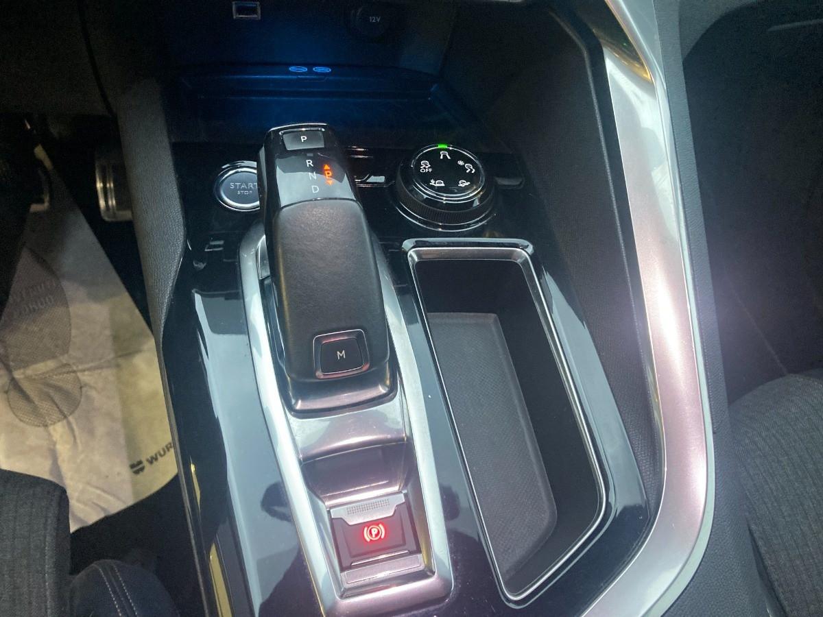 PEUGEOT 3008 1.6 thp GT Line s&s 165cv eat6