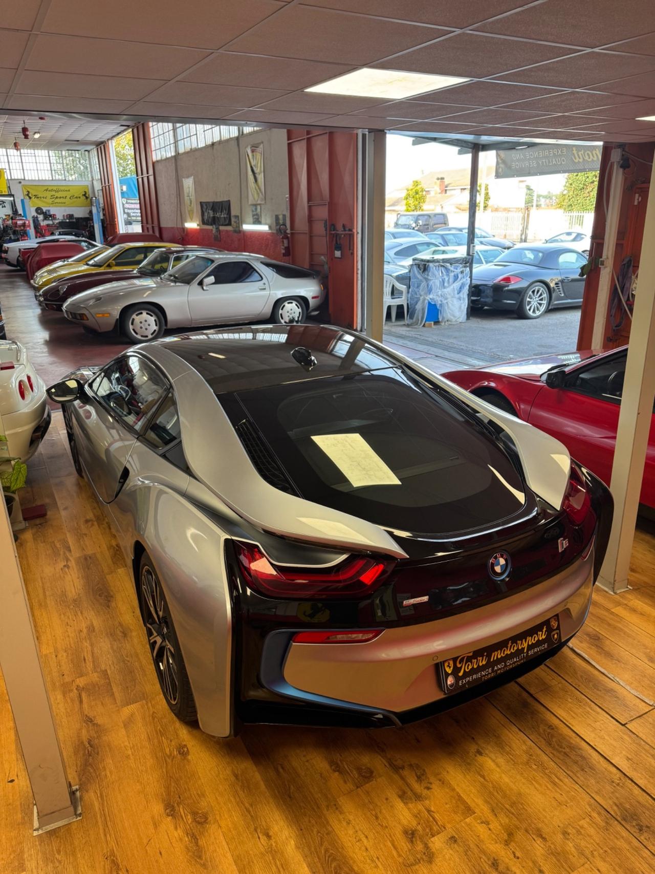 Bmw i8 ufficiale BMW PERMUTE