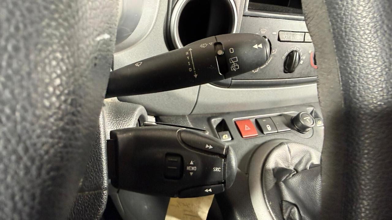 Peugeot Partner Tepee BlueHDi 100 Outdoor