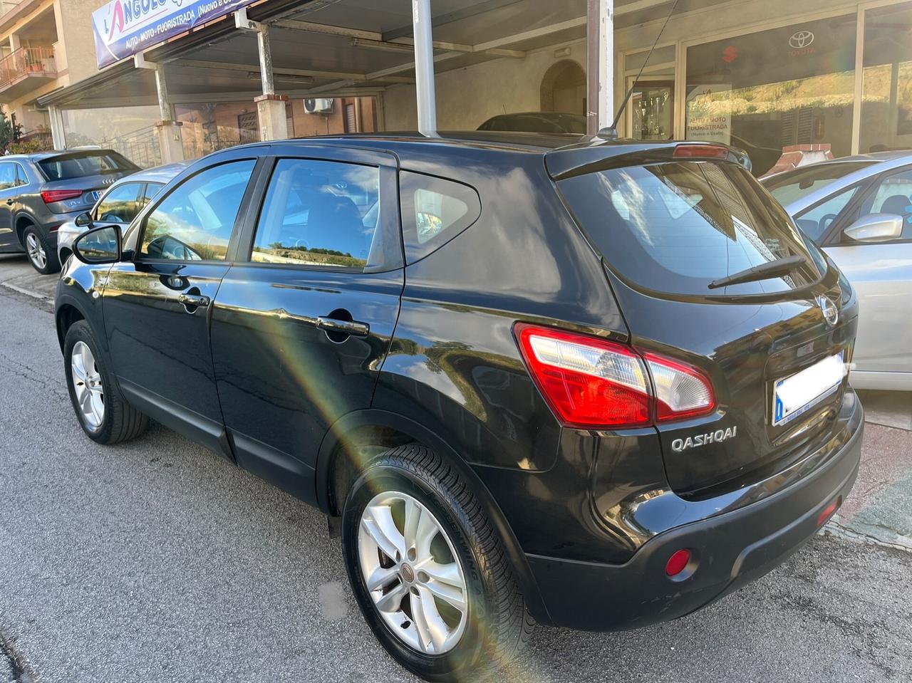 Nissan Qashqai 2.0 dCi DPF Tekna