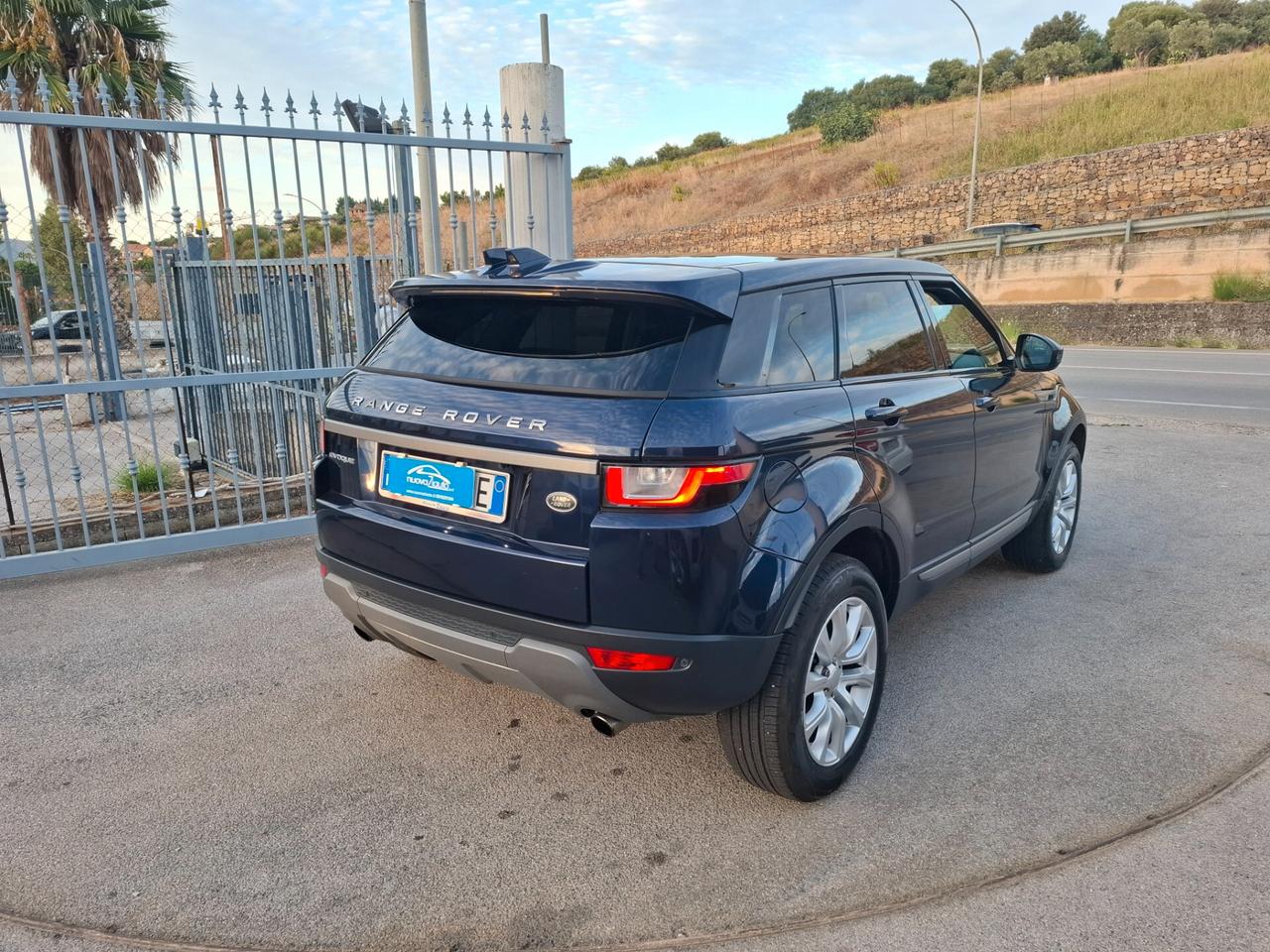 Land Rover Evoque 2.0 TD4 180cv Tetto panoramico