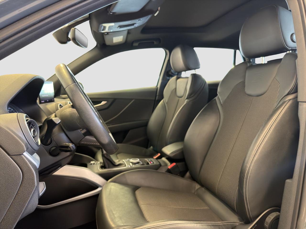 AUDI Q2 35 TDI S Line edition