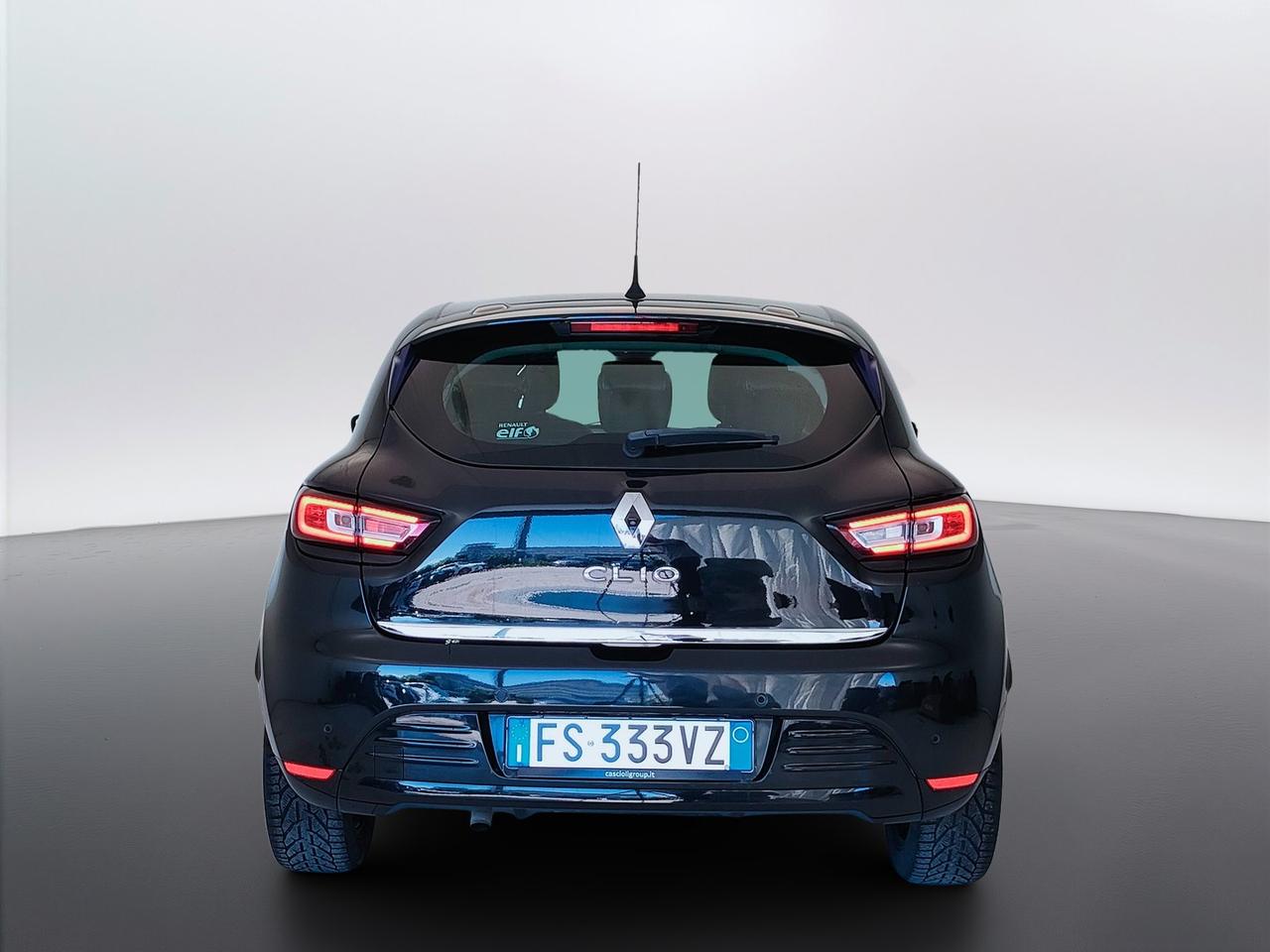 RENAULT Clio IV 2017 - Clio 1.5 dci Moschino Zen 90cv