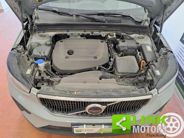 VOLVO XC40 B3 automatico Core