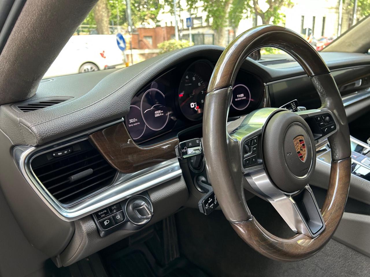 Porsche Panamera Sport Chrono