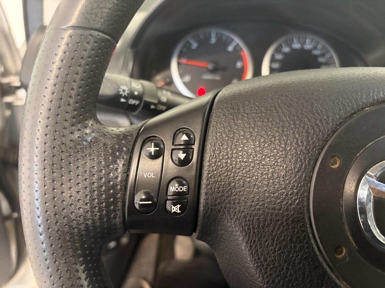 Mazda 2 1.4 Tdi 68 cv Sony ericsson
