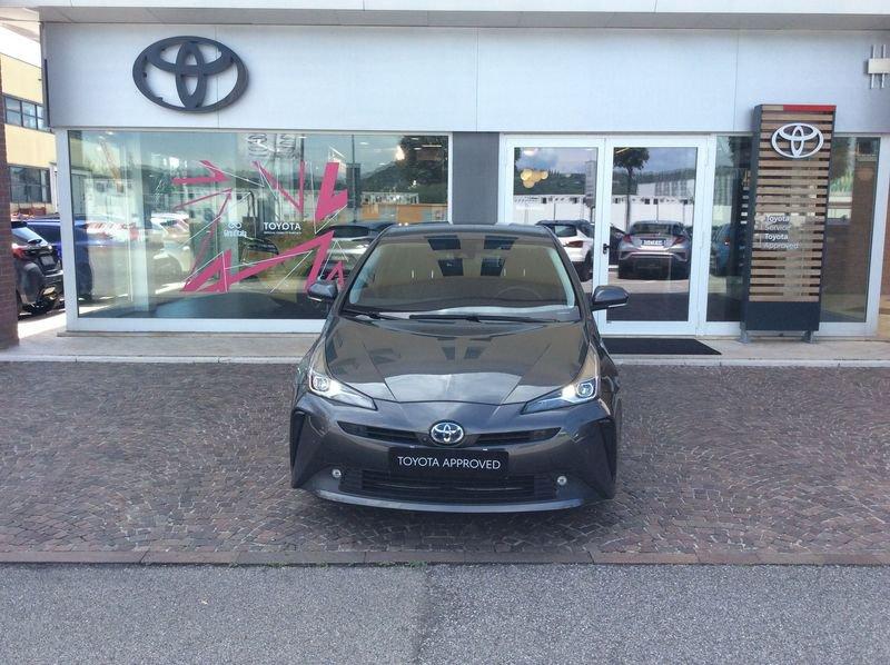 Toyota Prius 1.8 AWD Lounge