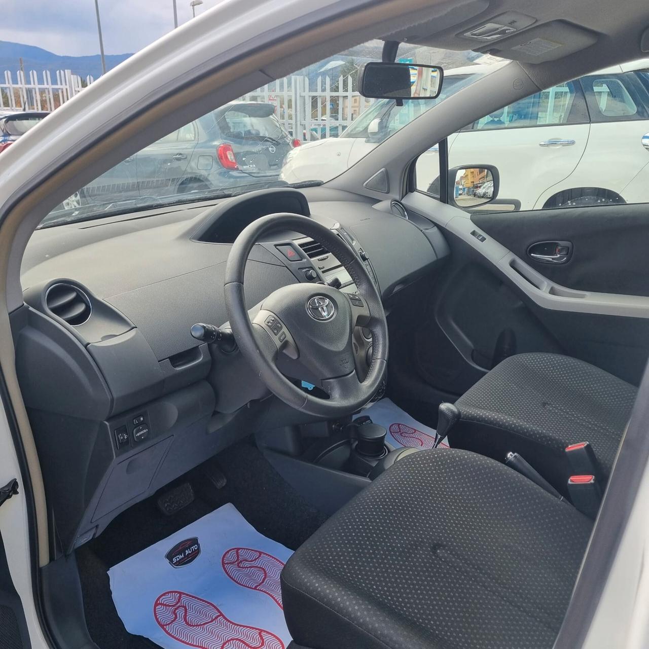 Toyota Yaris 1.3 5 porte M-MT Sol