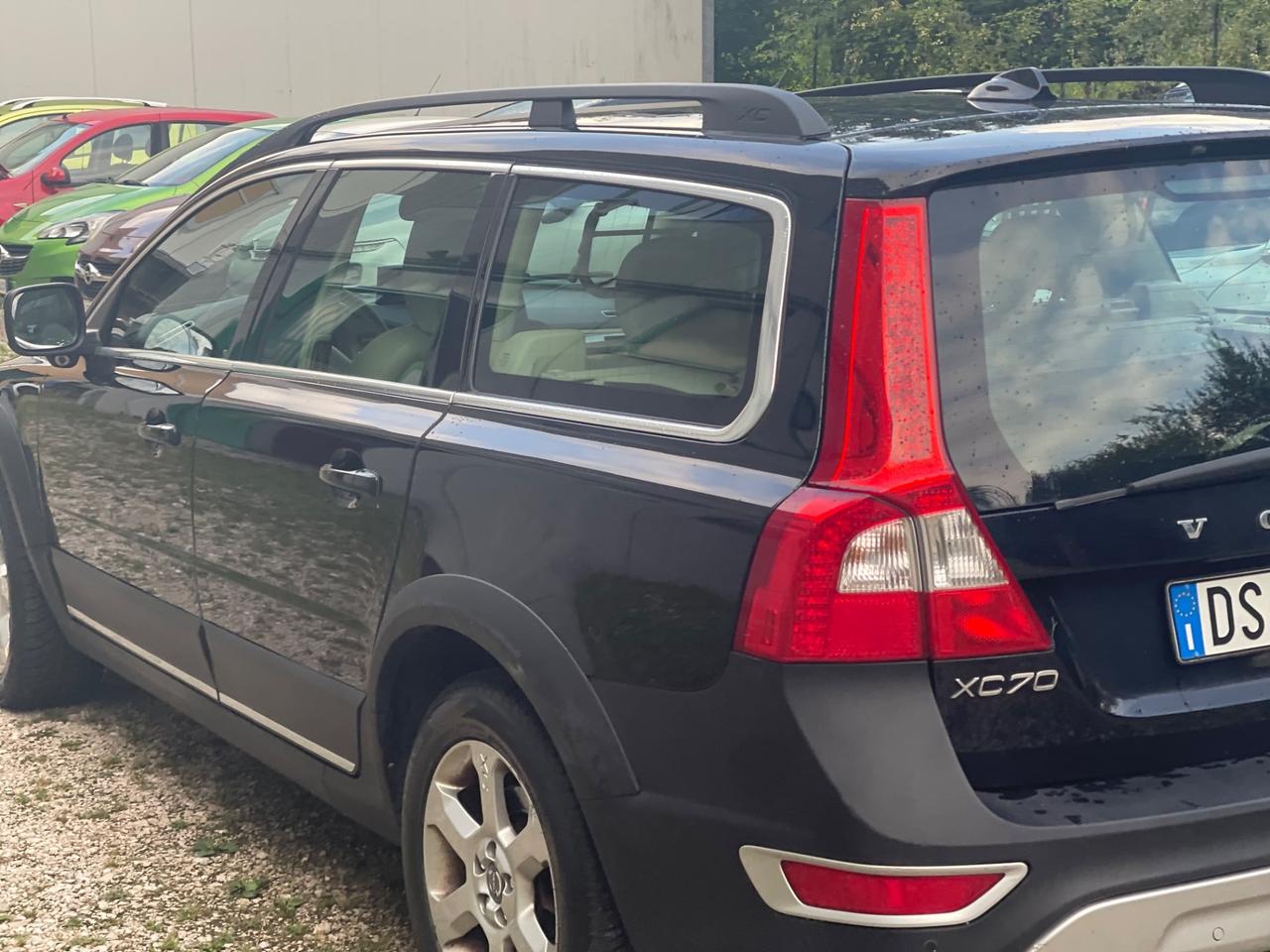 Volvo XC 70 XC70 D5 AWD Summum