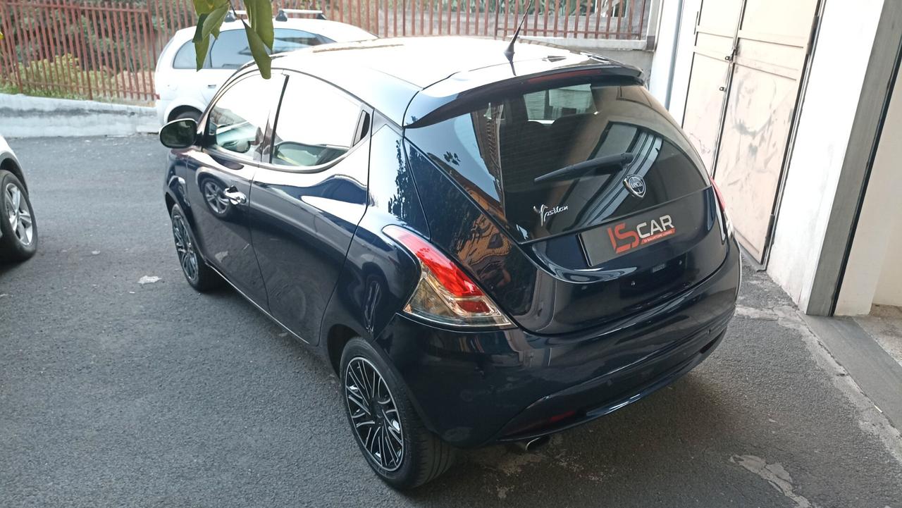 Lancia Ypsilon 1.2 69 CV 5 porte S&S Gold