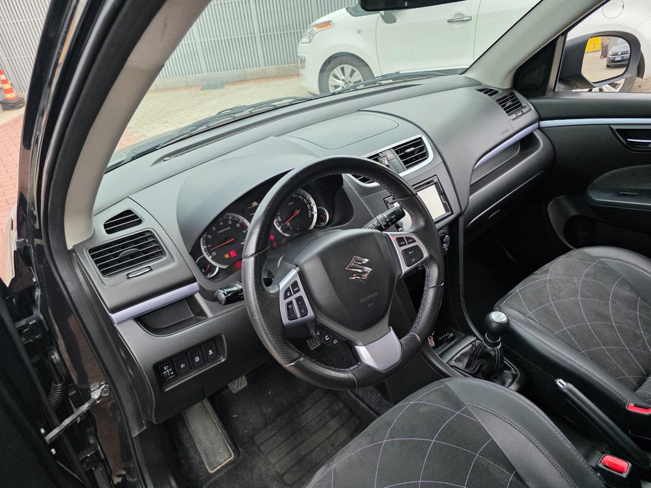 Suzuki Swift 1.2 full 4x4 perfetta e garantito 12 mesi