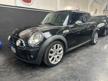 Mini 1.4 16V One Chili