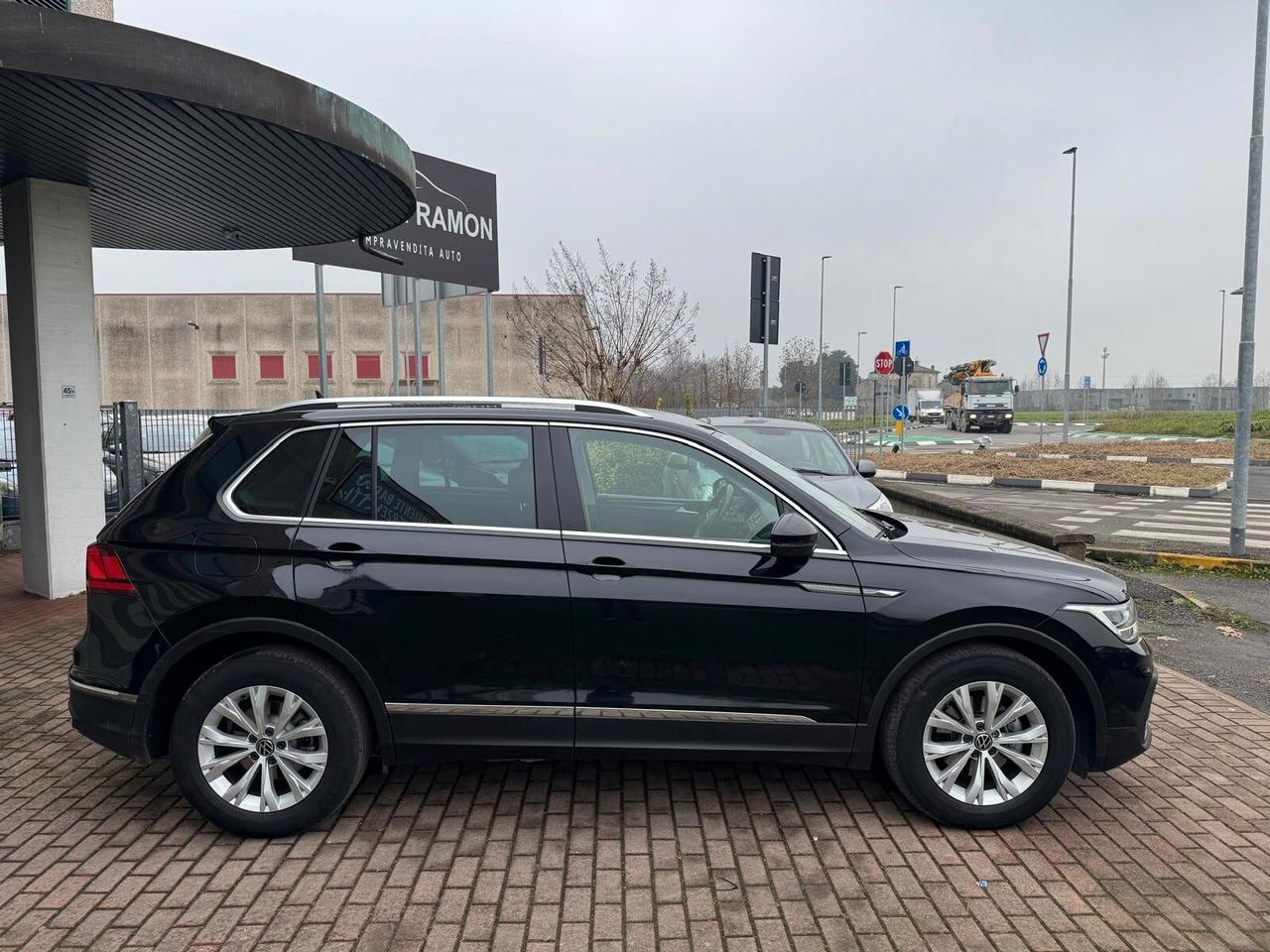 Volkswagen Tiguan 2.0 TDI 150 CV SCR DSG Life