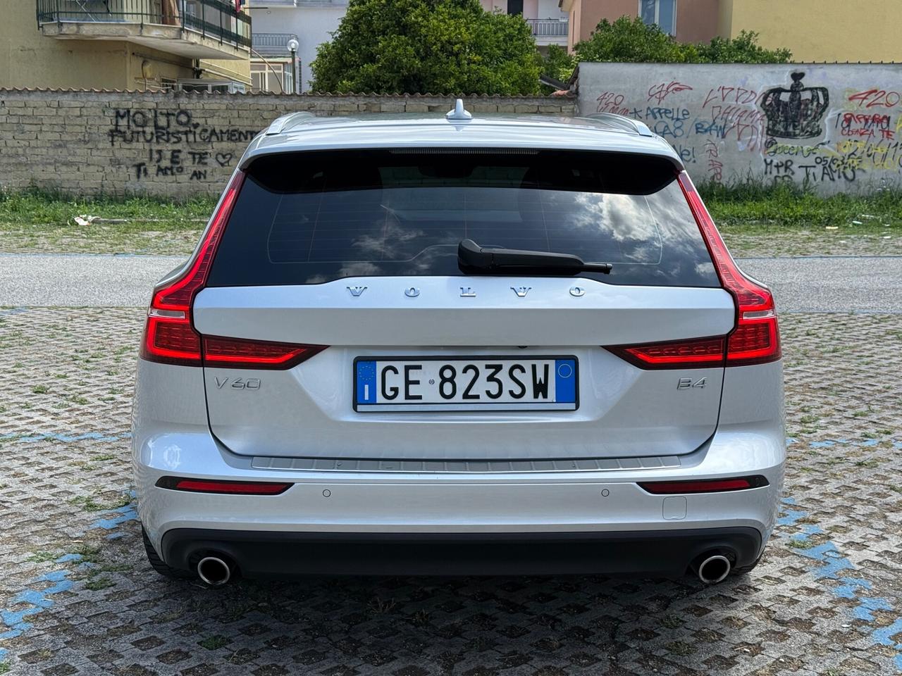 VOLVO V60 2021 B4 Geartronic