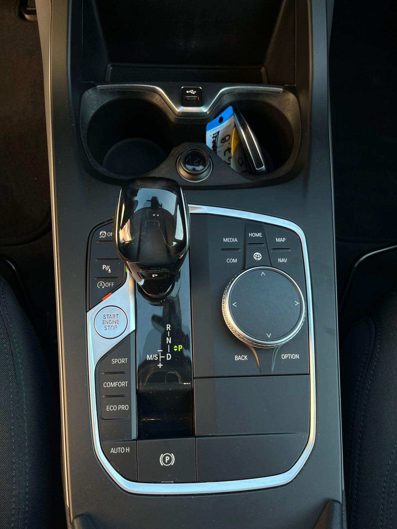 Bmw 116 116d 5p. Business Advantage