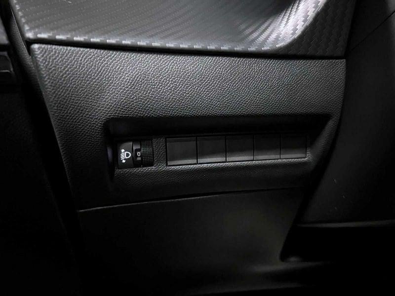 Peugeot 208 208 5p 1.2 Hybrid 100cv e-DCS6 Style
