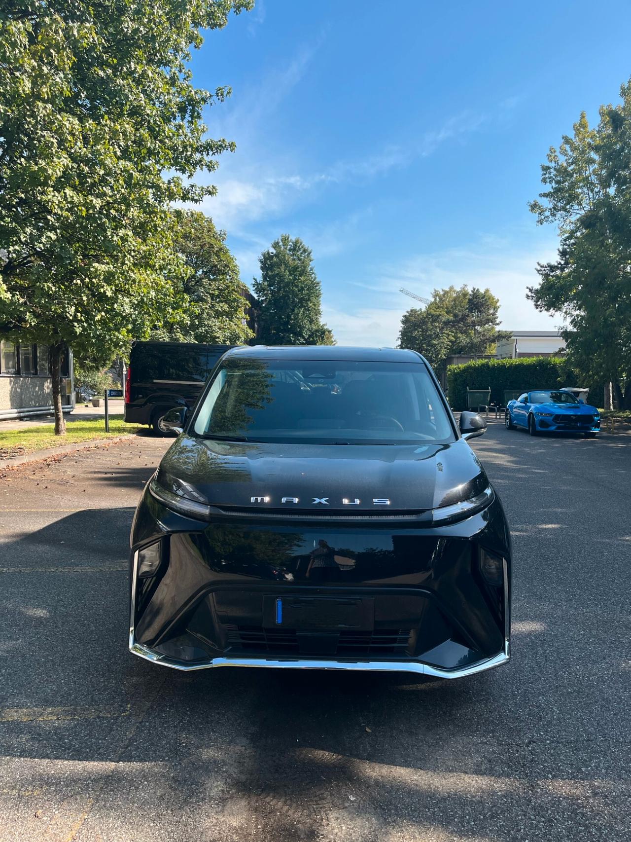 Maxus MIFA 9 Premium 90 kWh