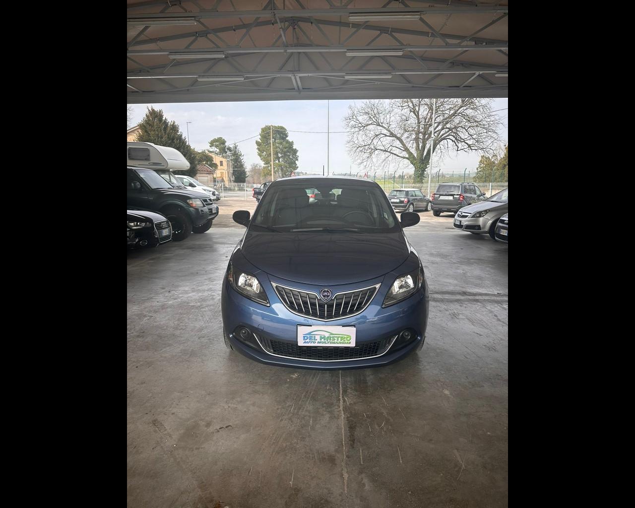 LANCIA Ypsilon 3ª serie - Ypsilon 1.0 FireFly 5 porte S&S Hybrid Silver