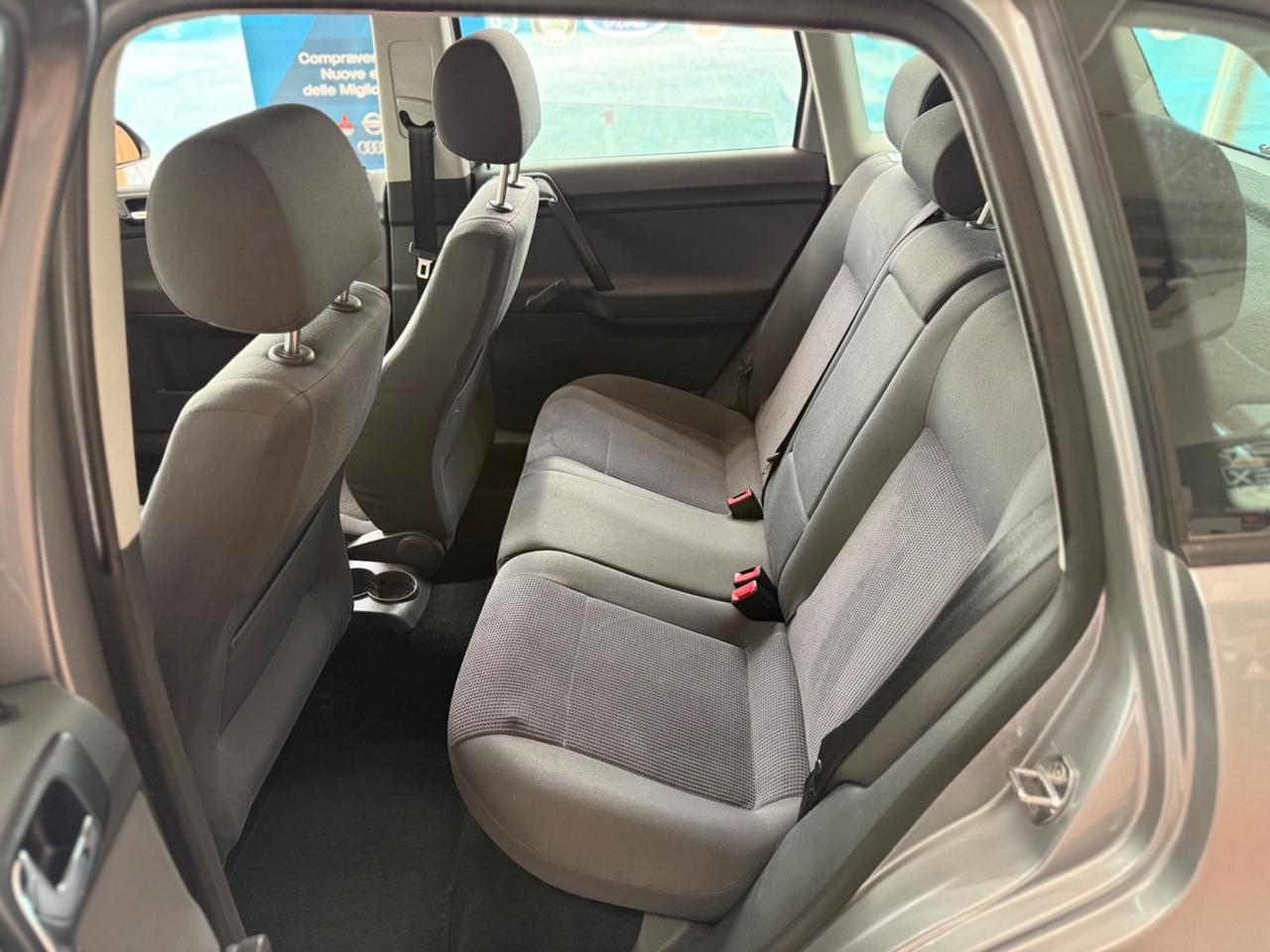 Volkswagen Polo 1.2benzina 64cv Neopatentati
