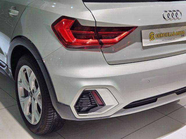 AUDI A1 SPB 30 TFSI S tronic Identity Blacktua da ?319,00