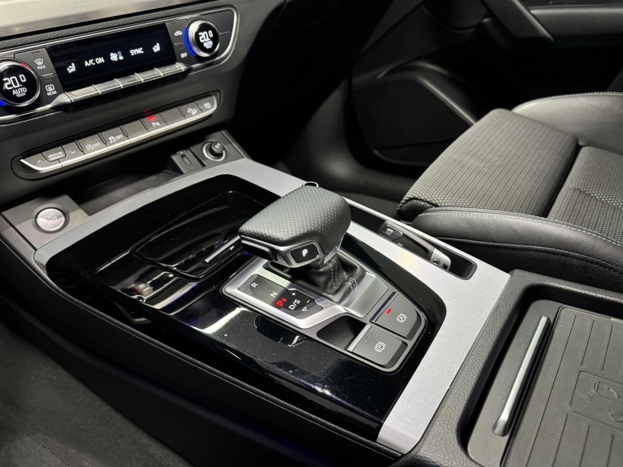 Audi Q5 40 TDI 204 CV quattro S tronic line TETTO APRIBILE