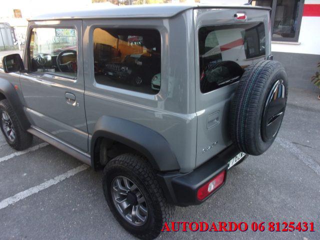 SUZUKI Jimny 1.5 5MT Top