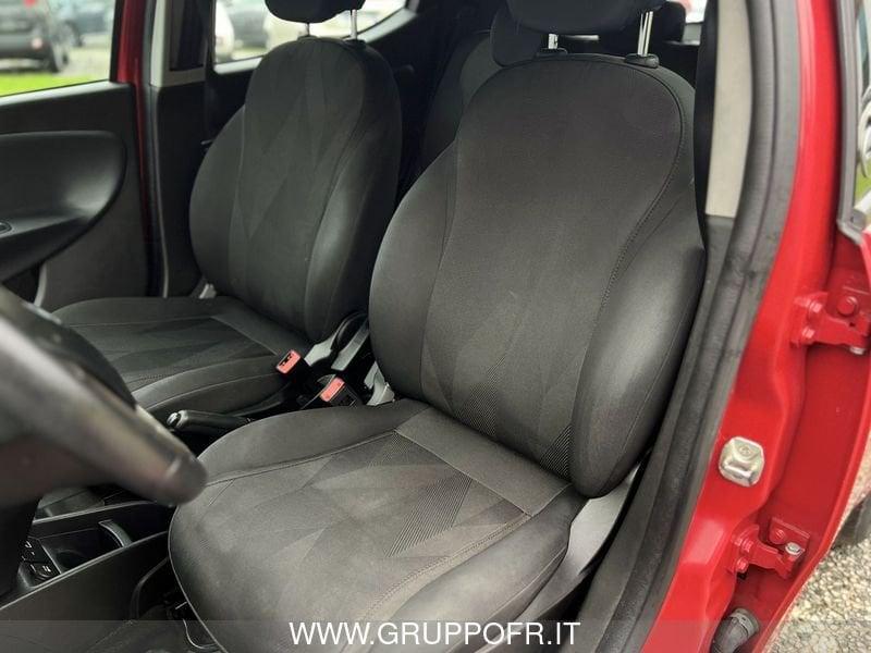 Lancia Ypsilon 1.0 FireFly 5 porte S&S Hybrid Ecochic Gold