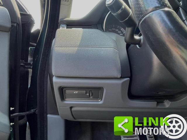 LAND ROVER Range Rover Evoque 2.2 TD4 5p. Dynamic