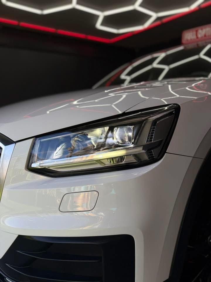 Audi Q2 35 TDI S tronic 150 cv Identity Black 2019