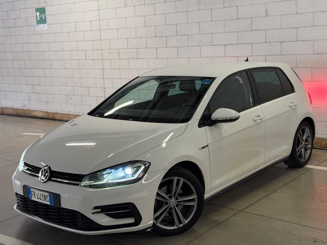 Volkswagen Golf 1.4 TSI 125CV DSG R Line