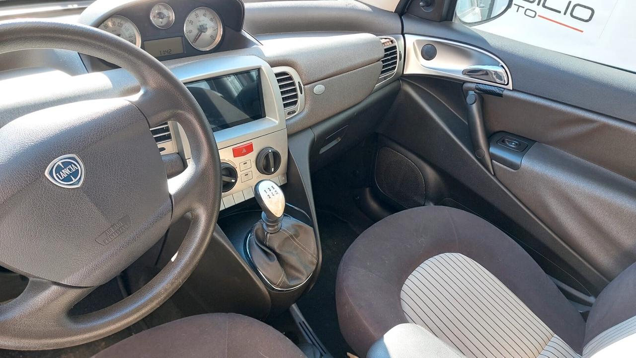 Lancia Ypsilon 1.2 GPL