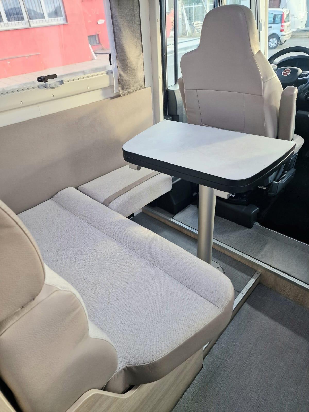 Rapido motorhome del 2023 in saldo 103