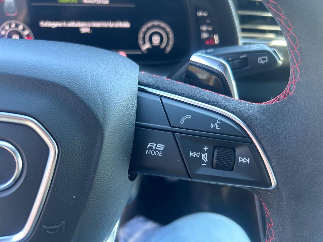 Audi RS Q8 TFSI V8 quattro tiptronic #10572