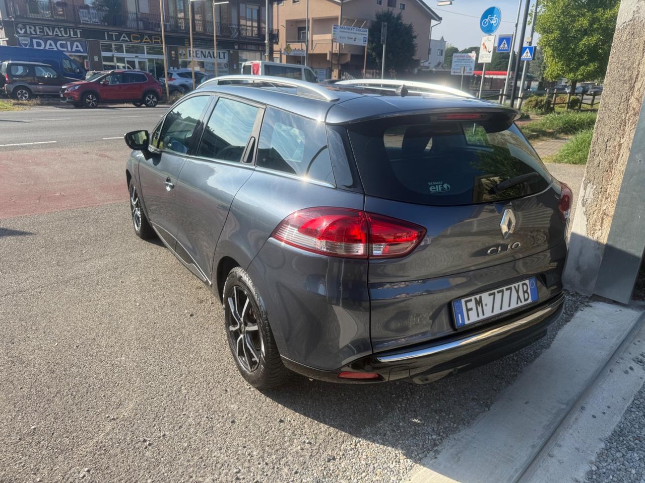 Renault Clio dCi 8V 90 CV 5 porte Duel2