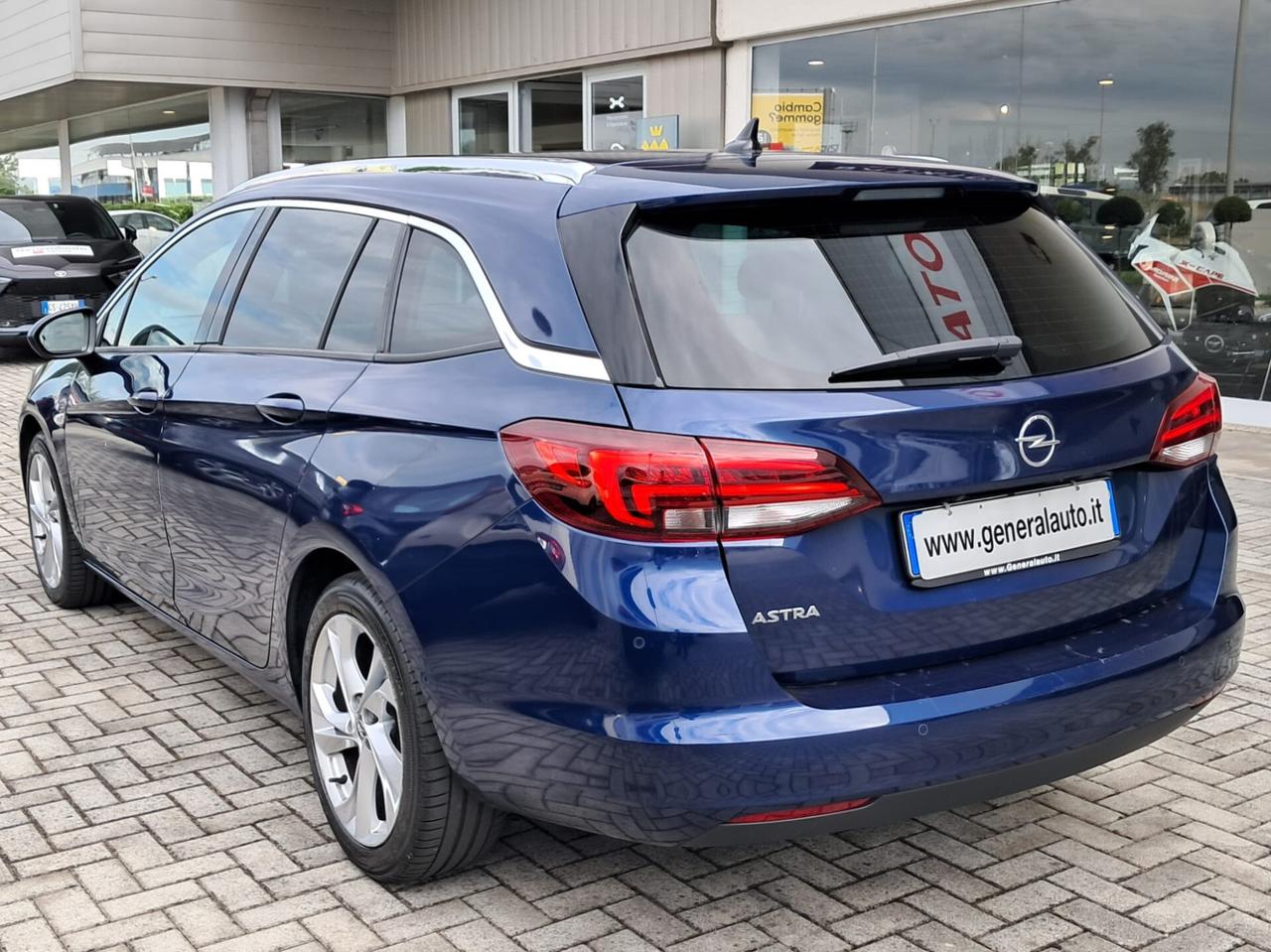 Opel Astra 1.5 CDTI 122 CV S&S Sports Tourer Business Elegance