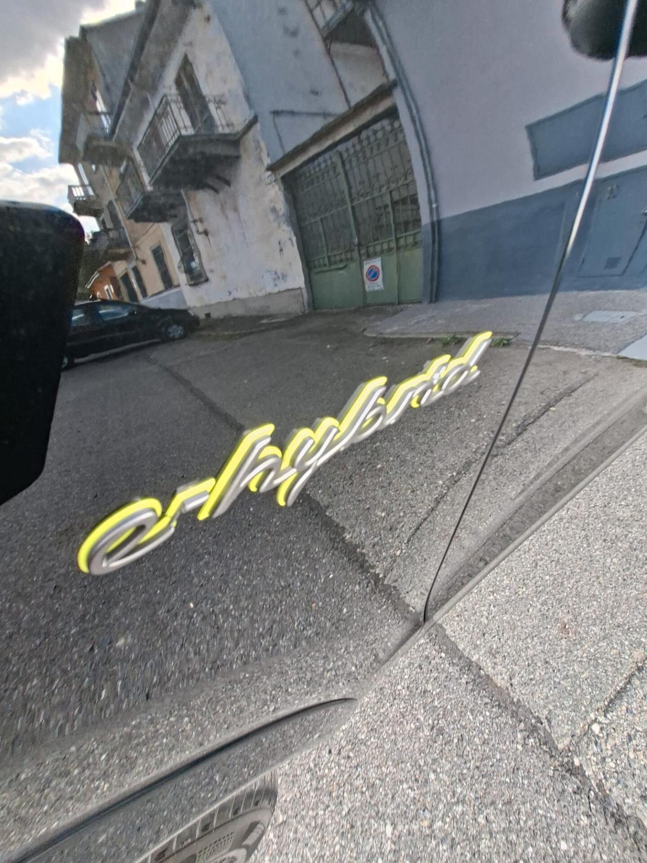 Porsche Cayenne 3.0 V6 E-Hybrid Platinum Edition