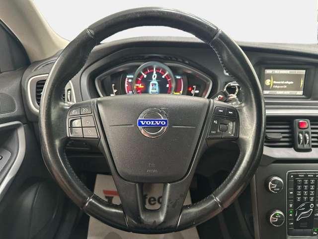 Volvo V40 D2 1.6 Summum
